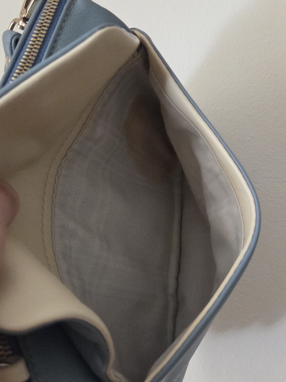 ROSSI Leather Bag - Picture 7 of 14